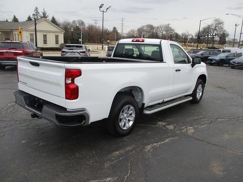 Used 2025 Chevrolet Silverado 1500 W/T image 5