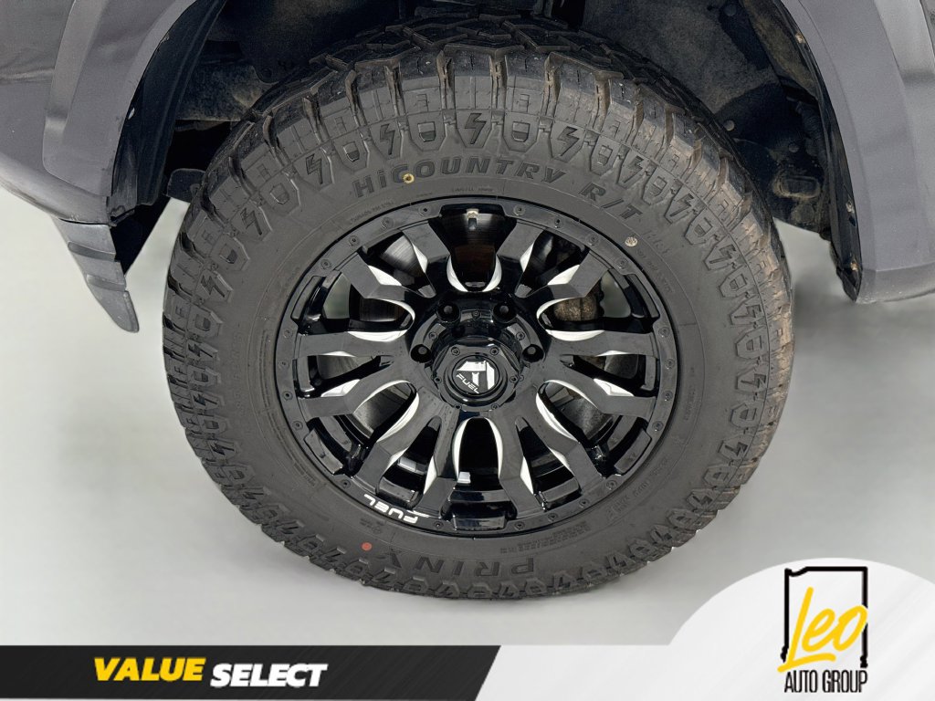 Used 2019 Toyota Tacoma SR5 AWD/4WD image 30