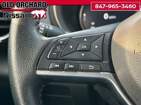 Used 2020 Nissan Kicks SR image 19