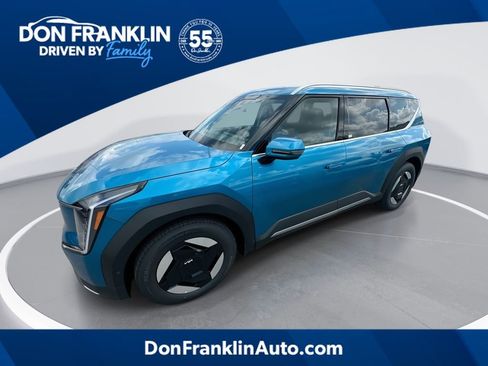 New 2026 Kia EV9 Wind image 1