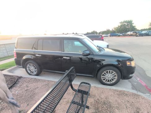 Used 2018 Ford Flex SEL w/ Equipment Group 202A FWD image 7