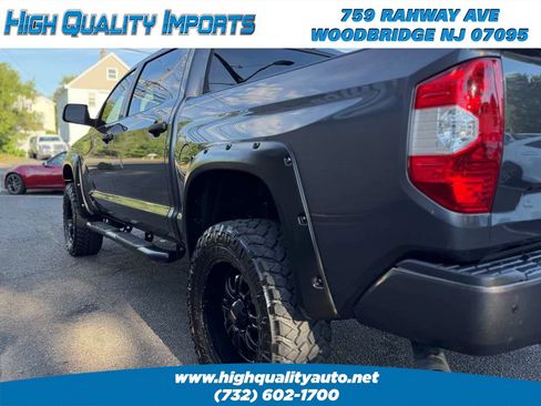 Used 2016 Toyota Tundra SR5 w/ SR5 Upgrade Package AWD/4WD image 36