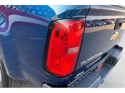 Used 2019 Chevrolet Colorado W/T w/ WT Convenience Package RWD image 33