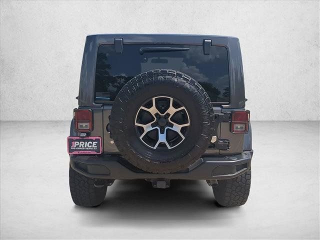 Used 2018 Jeep Wrangler Unlimited Sahara AWD/4WD image 7