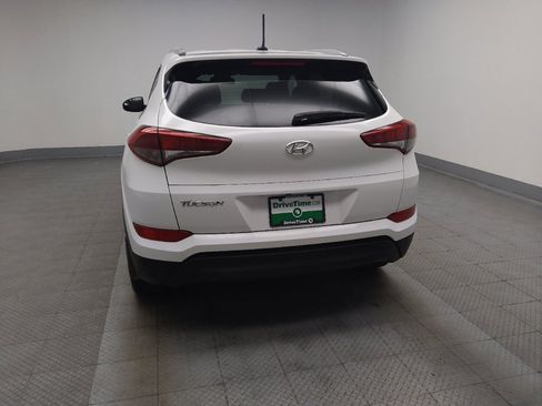 Used 2017 Hyundai Tucson SE w/ SE Popular Package 02 FWD image 6