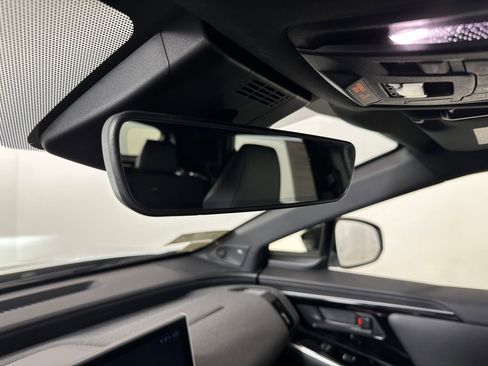 Used 2025 Toyota bZ4X Limited image 25