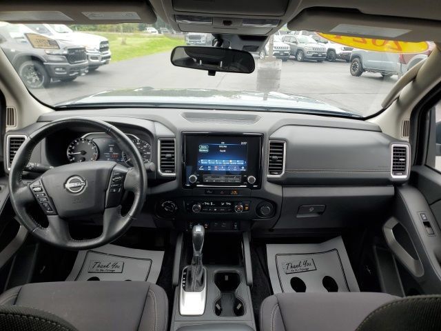 Used 2024 Nissan Frontier SV w/ SV Convenience Package AWD/4WD image 16