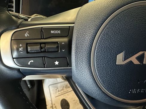 Used 2023 Kia Sportage EX AWD/4WD image 10