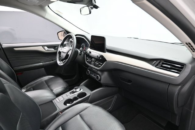 Used 2022 Ford Escape SEL FWD image 32