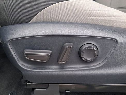 Used 2024 Toyota Tacoma TRD Sport w/ TRD Sport Upgrade Package image 19