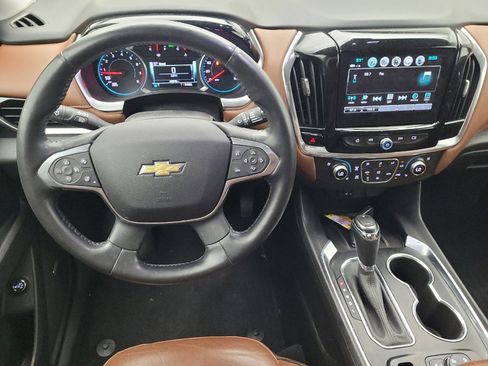Used 2018 Chevrolet Traverse High Country AWD/4WD image 22