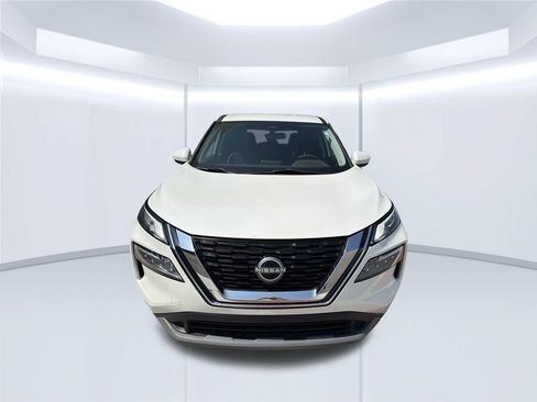 Used 2023 Nissan Rogue SV AWD/4WD image 2
