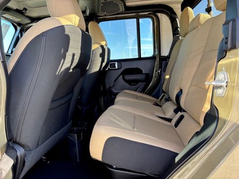 New 2026 Jeep Gladiator Sport image 26