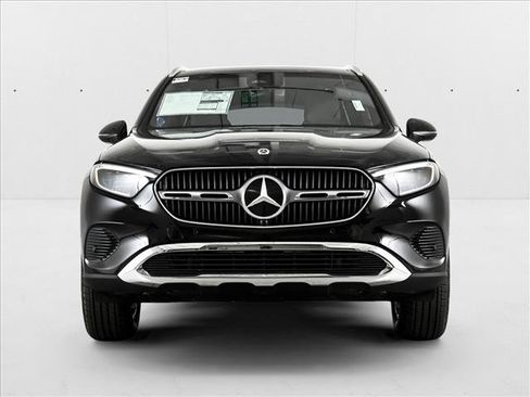 New 2026 Mercedes-Benz GLC 350e 4MATIC image 2