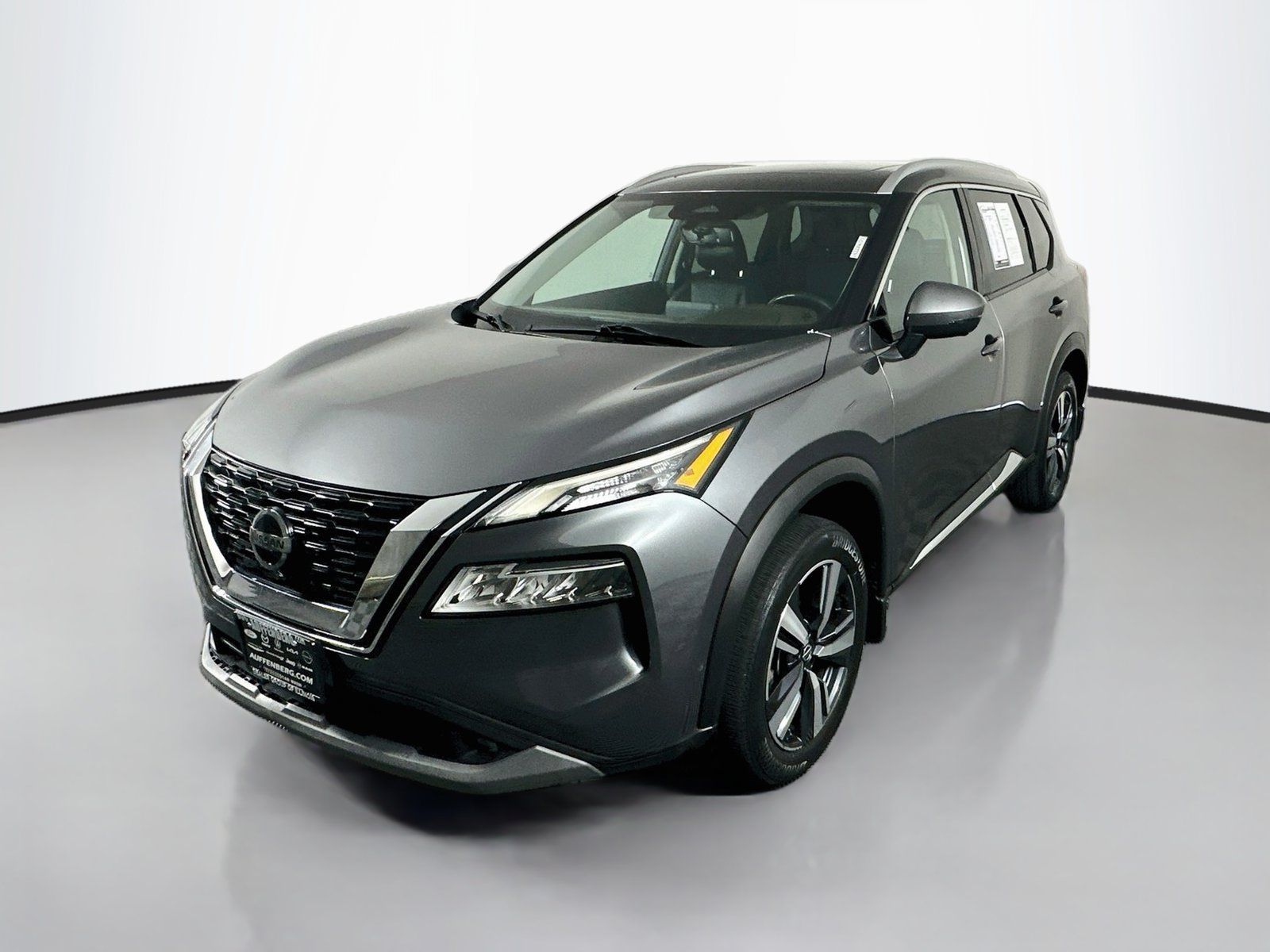 Used 2021 Nissan Rogue SL AWD/4WD image 3