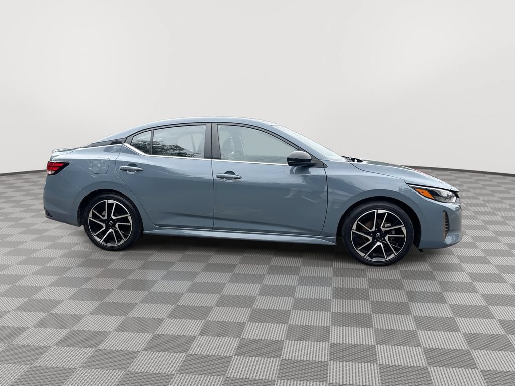 Certified 2024 Nissan Sentra SR w/ SR Premium Package FWD image 15