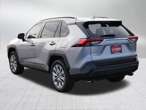 Certified 2025 Toyota RAV4 XLE Premium image 5