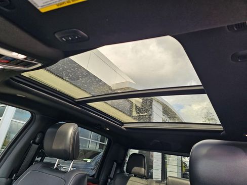 Used 2019 RAM 1500 Rebel w/ Rebel Level 2 Equipment Group AWD/4WD image 21