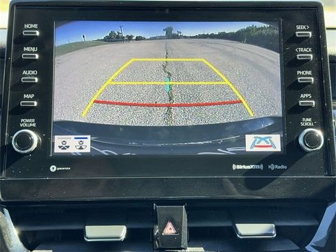 Used 2022 Toyota Camry XLE image 15