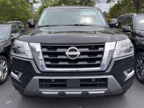 Used 2022 Nissan Armada SV w/ SV Appearance Package AWD/4WD image 12