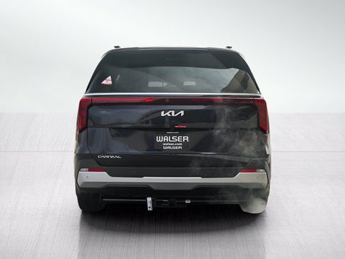 New 2026 Kia Carnival EX FWD image 5