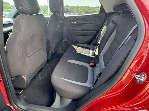 New 2026 Chevrolet TrailBlazer LT w/ Convenience Package FWD image 11