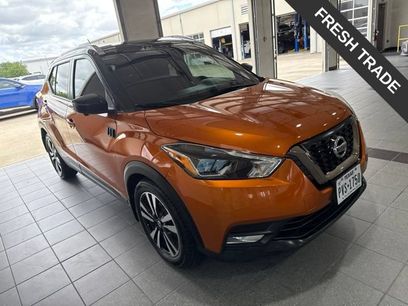 Used 2020 Nissan Kicks SR