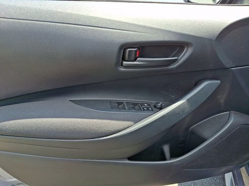 Certified 2025 Toyota Corolla LE FWD image 13