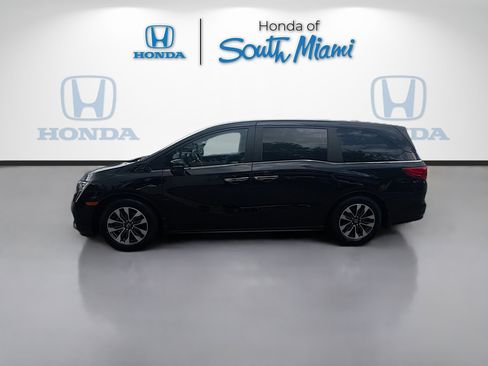 Certified 2024 Honda Odyssey EX-L image 4