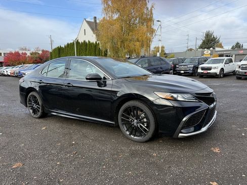 Certified 2023 Toyota Camry XSE image 9