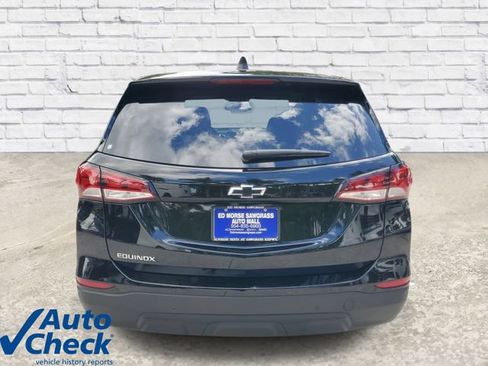 Used 2023 Chevrolet Equinox LS w/ LS Convenience Package FWD image 3