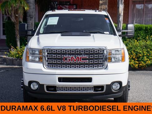 Used 2011 GMC Sierra 3500 Denali AWD/4WD image 3