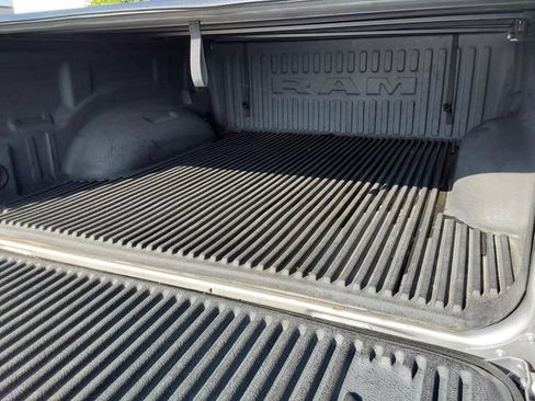 Used 2021 RAM 1500 Big Horn AWD/4WD image 9