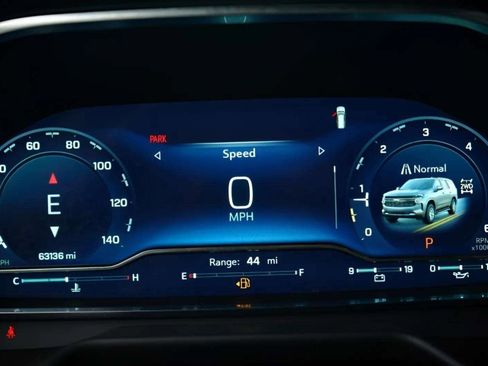 Used 2024 Chevrolet Suburban Premier image 47