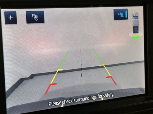 Used 2022 Ford F150 XLT image 9