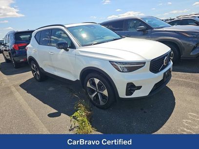 Used 2023 Volvo XC40 B4 Ultimate
