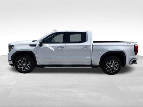Used 2025 GMC Sierra 1500 SLT w/ SLT Premium Plus Package AWD/4WD image 4
