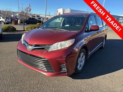 Used 2018 Toyota Sienna LE