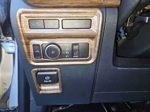 Used 2022 Ford F150 XLT w/ Equipment Group 302A High image 31