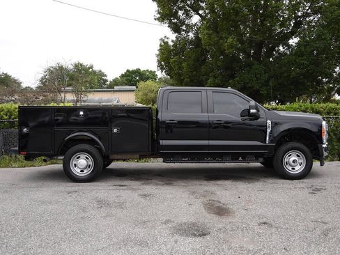 Used 2024 Ford F350 XL AWD/4WD image 5
