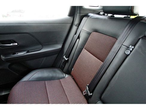 New 2025 Nissan Kicks SR w/ Illumination Package image 11