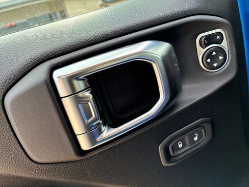 New 2026 Jeep Gladiator Sport image 11