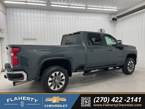 Used 2025 Chevrolet Silverado 2500 LT w/ All Star Edition AWD/4WD image 2