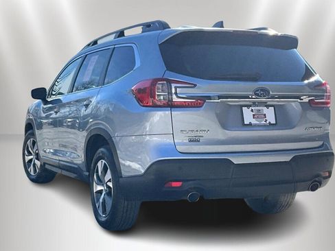 Certified 2023 Subaru Ascent Premium w/ Convenience Package image 4