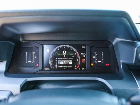 Certified 2025 Toyota 4Runner SR5 image 15