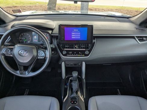 Used 2024 Toyota Corolla Cross AWD Hybrid image 14