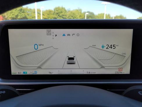 Used 2024 Hyundai Ioniq 6 SE RWD image 25