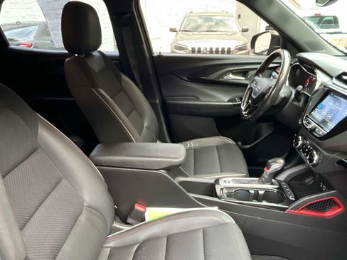 Certified 2021 Chevrolet TrailBlazer RS w/ Convenience Package image 25