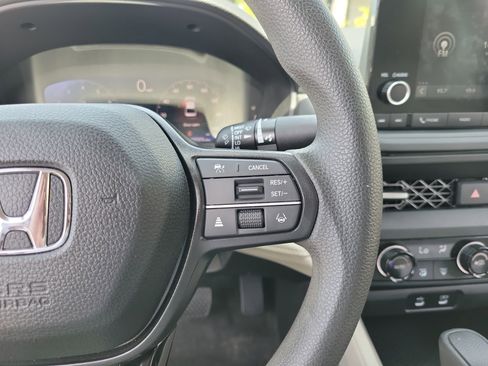 Used 2024 Honda Accord EX image 28