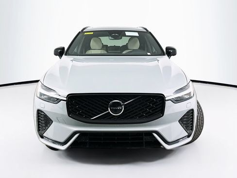 Used 2026 Volvo XC60 B5 Plus w/ Protection Package Premier AWD/4WD image 5